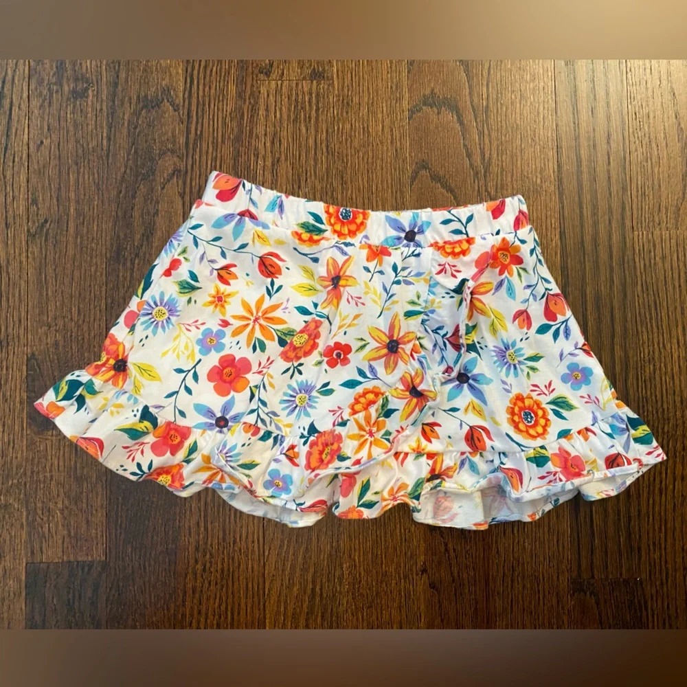 Children’s Place- size 5T cotton blend Tank Top & Skort Set - rainbow floral